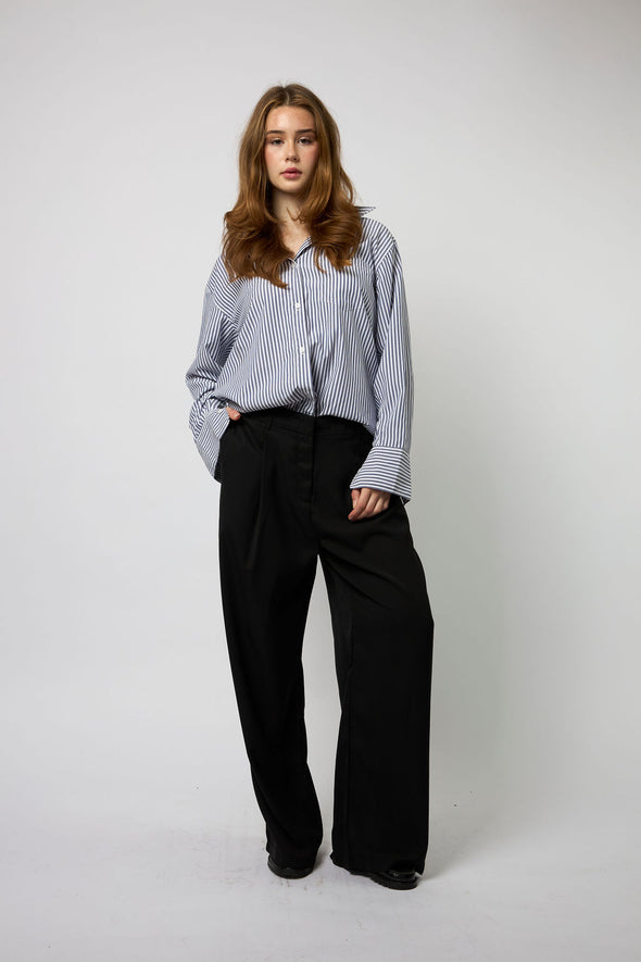 The Odette Pleated Pant - Black