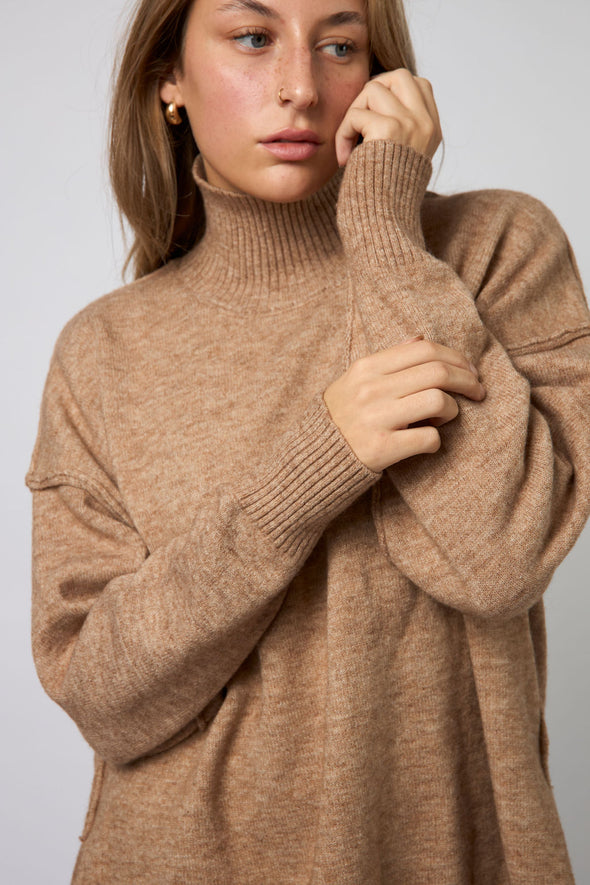 The Sweater Set Top - Mocha