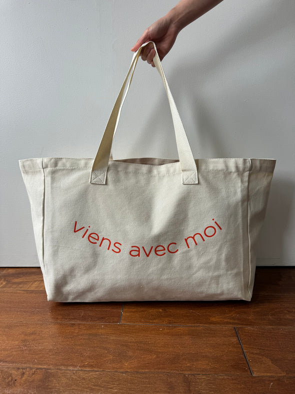 The Everywhere Tote Bag - Red