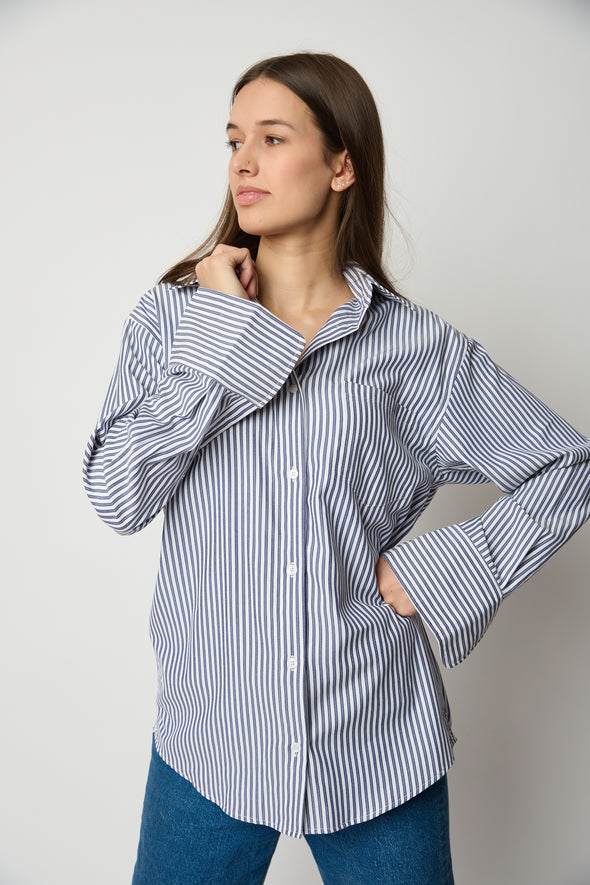 Le Stripe Button Up - Blue