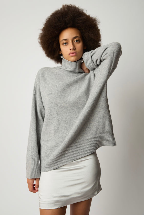 Bliss Turtleneck - Cool Grey