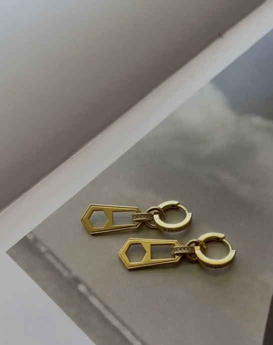 Mini Zipper Huggies - Gold